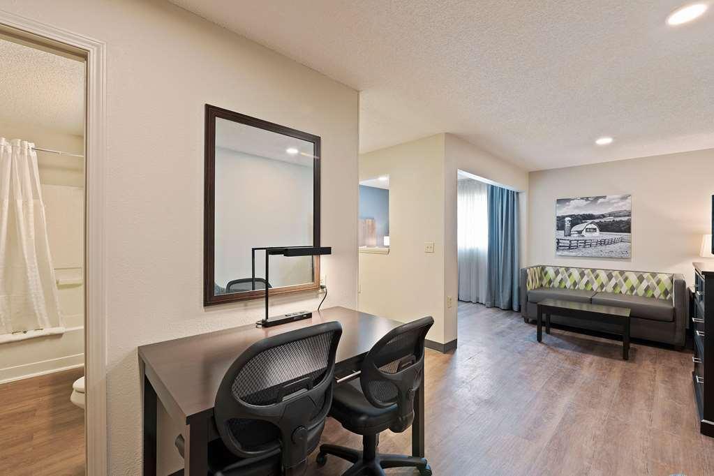 Extended Stay America Select Suites - Charlotte - University Place - E Mccullough Dr Rum bild