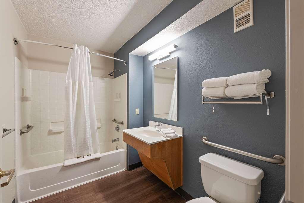 Extended Stay America Select Suites - Charlotte - University Place - E Mccullough Dr Exteriör bild