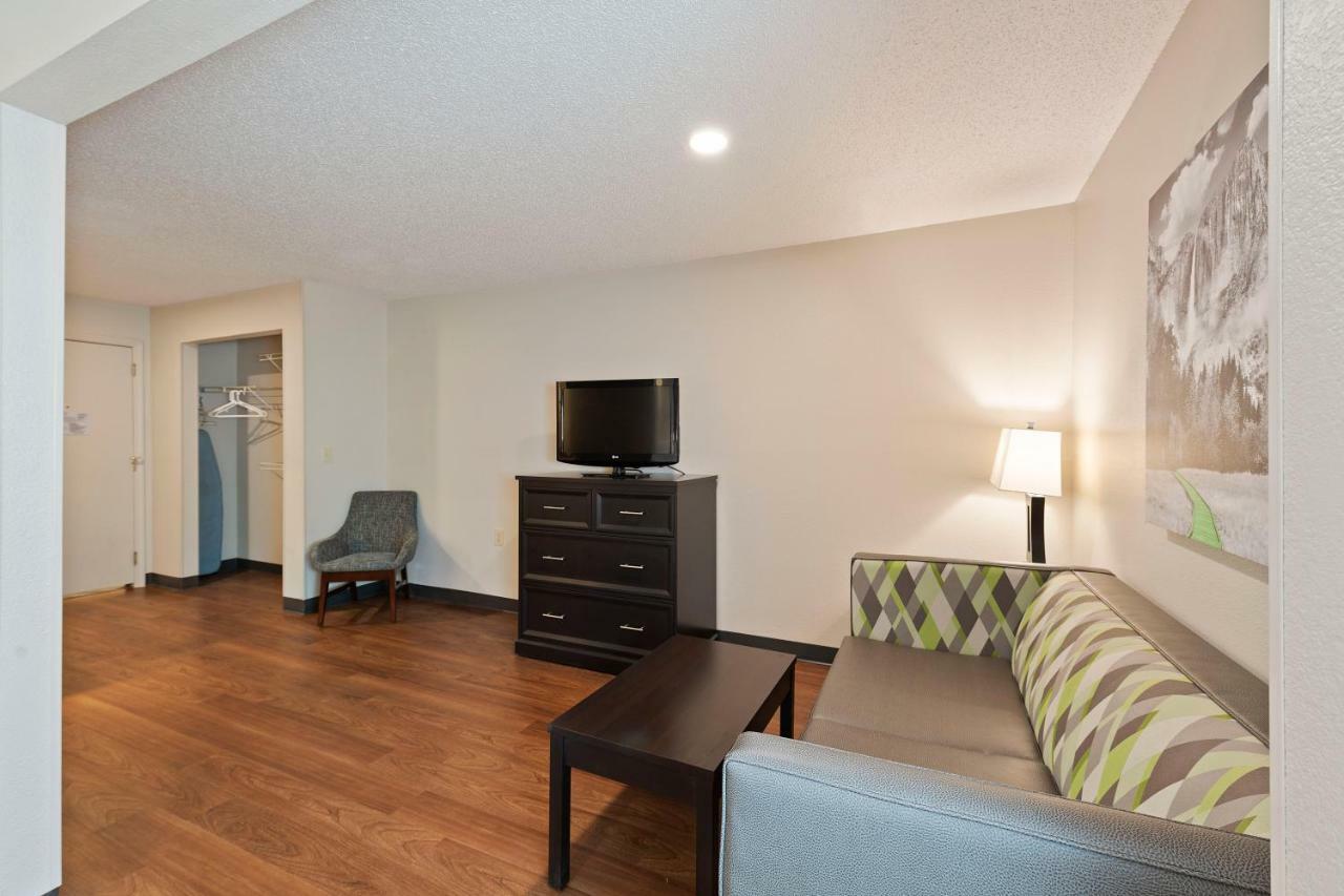 Extended Stay America Select Suites - Charlotte - University Place - E Mccullough Dr Exteriör bild