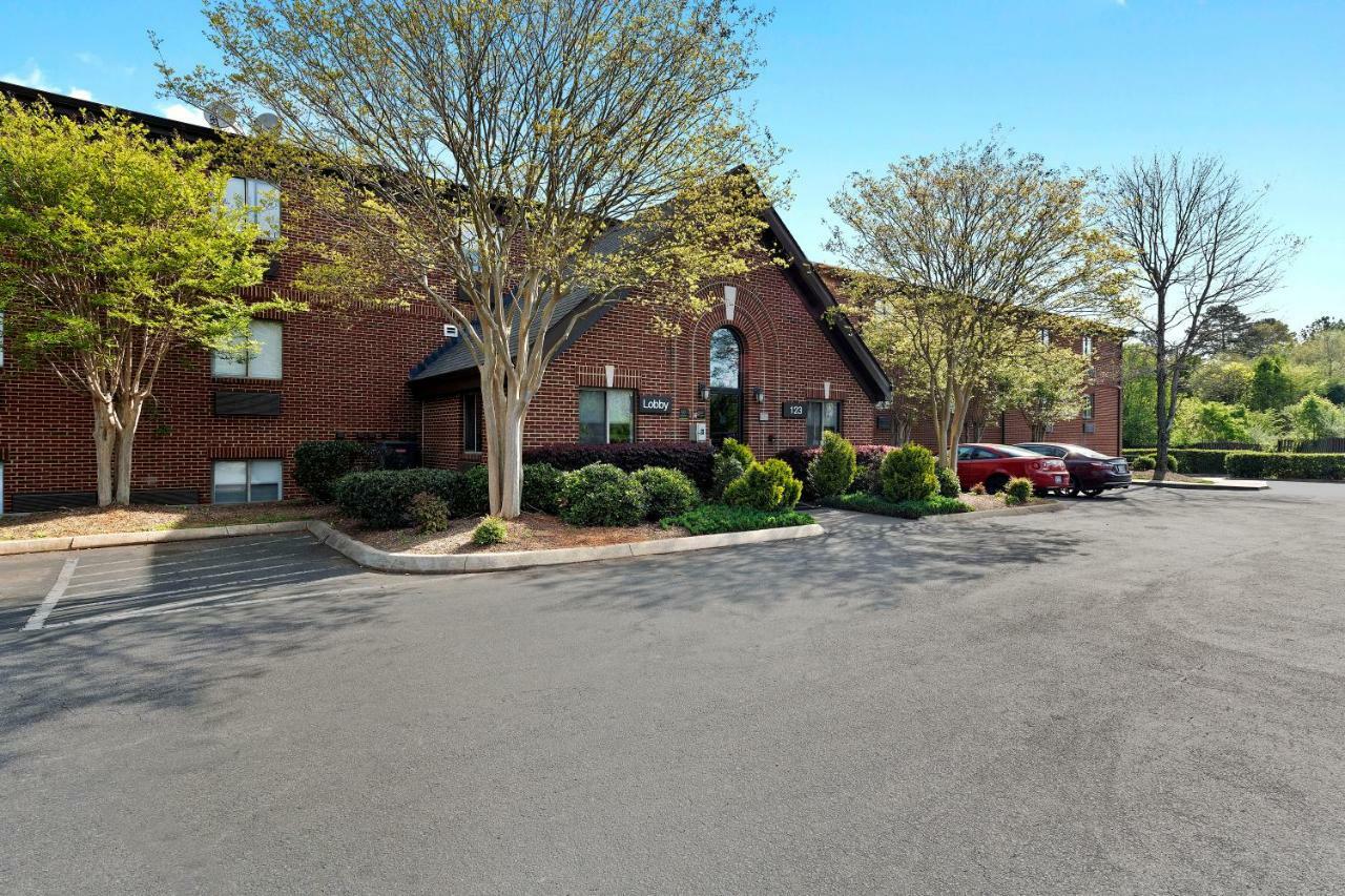 Extended Stay America Select Suites - Charlotte - University Place - E Mccullough Dr Exteriör bild